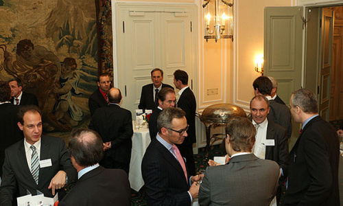 2016-09/1473354729_035