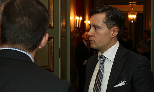 2016-09/1473354731_044