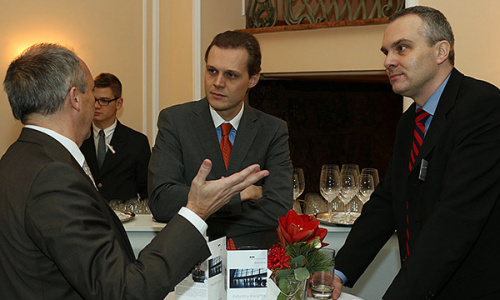 2016-09/1473354734_007