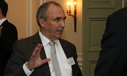 2016-09/1473354735_009