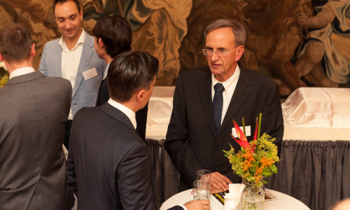 2016-09/lsg-industryinsights-130611-398