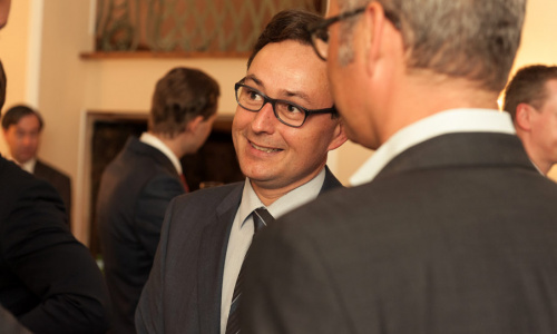 2016-09/lsg-industryinsights-130611-421