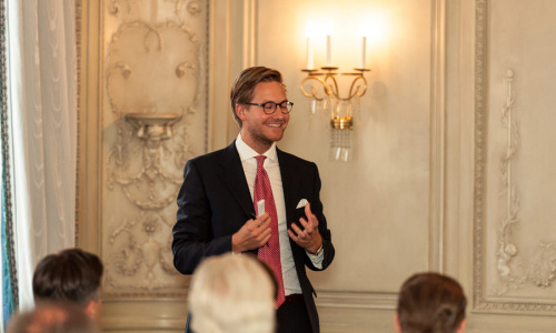 2016-09/lsg-industryinsights-130611-467