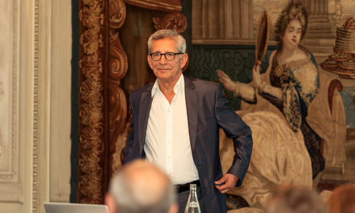 2016-09/lsg-industryinsights-130611-469