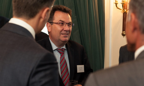 2016-09/lsg-industryinsights-130611-75