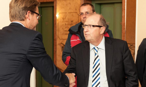 2016-09/lsg-kollegen-industry-insights-130919-059