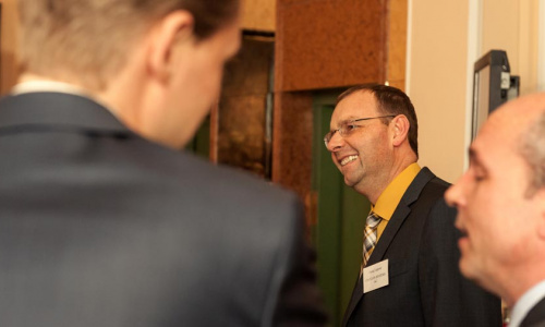 2016-09/lsg-kollegen-industry-insights-130919-077