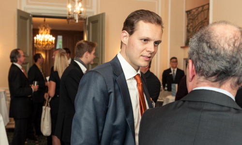 2016-09/lsg-kollegen-industry-insights-130919-078