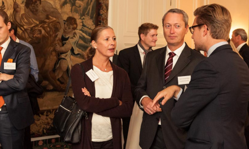 2016-09/lsg-kollegen-industry-insights-130919-081