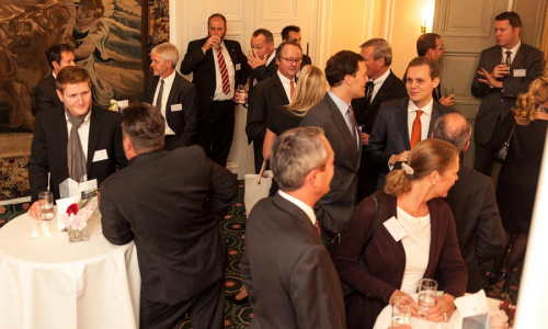 2016-09/lsg-kollegen-industry-insights-130919-089