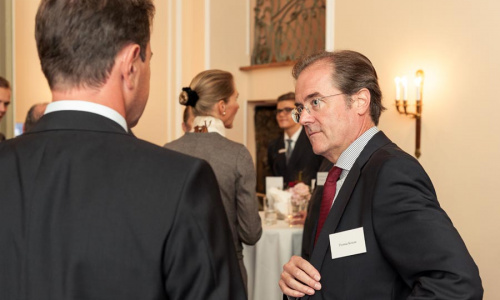 2016-09/lsg-kollegen-industry-insights-130919-093