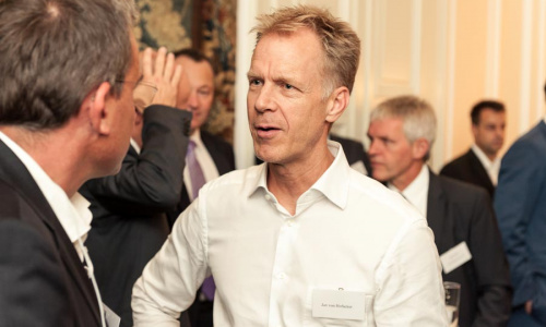 2016-09/lsg-kollegen-industry-insights-130919-125