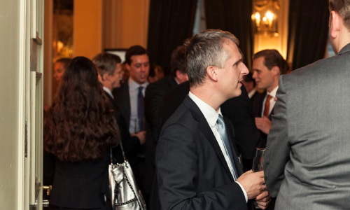 2016-09/lsg-kollegen-industry-insights-130919-133