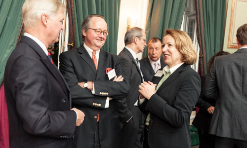 2016-09/lsg-kollegen-industry-insights-130919-139