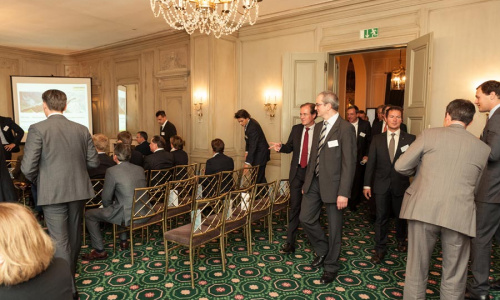 2016-09/lsg-kollegen-industry-insights-130919-143