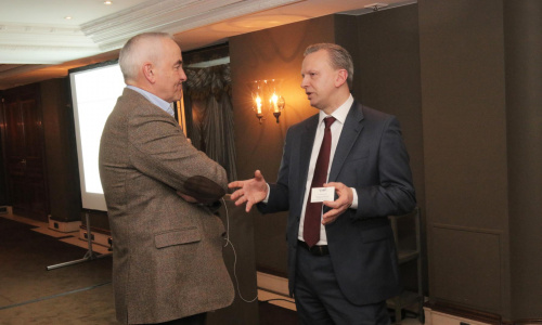 2017-03/1489401469_business50