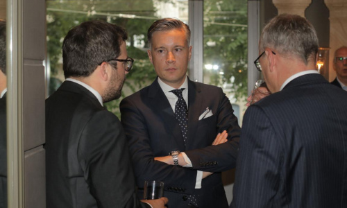 2017-07/1499696197_lsg24