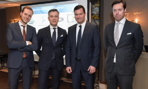 2018-05/1527239552_v7611-1686