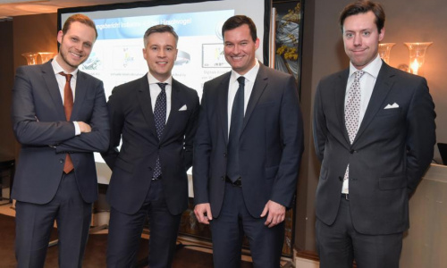 2018-05/1527239552_v7611-1688