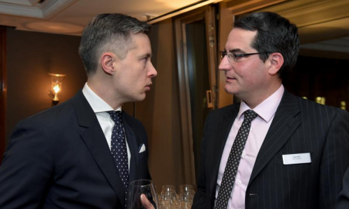 2018-05/1527239554_v7611-1759