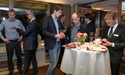 2018-05/1527239554_v7611-1781