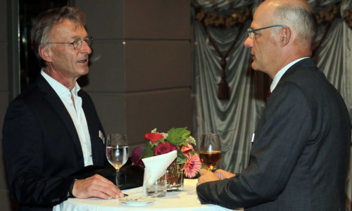 2018-09/1537963719_schmid12-min