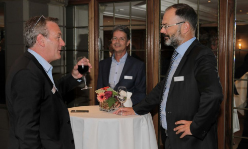 2018-09/1537963719_schmid7-min