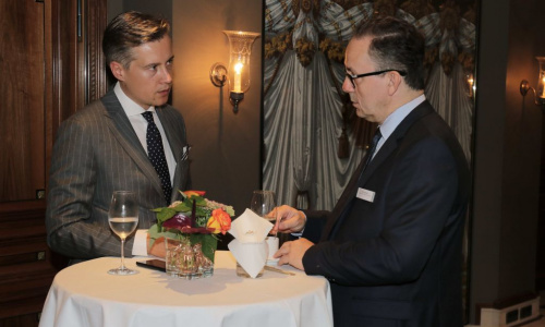 2018-09/1537963719_schmid9-min