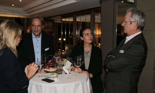 2018-09/1537963720_schmid44-min