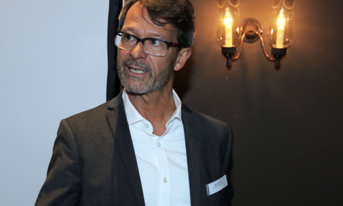 2018-09/1537963720_schmid51