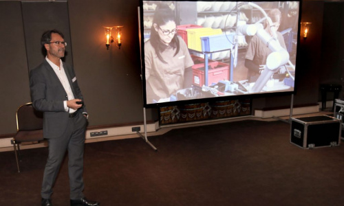 2018-09/1537963721_schmid67