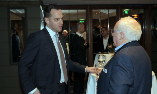 2019-01/1546943469_dommick26-min