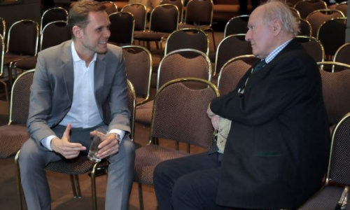 2019-04/1554310106_hipp19-min