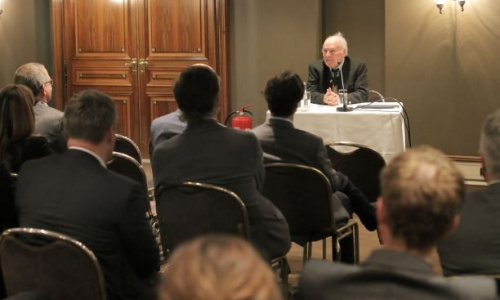 2019-04/1554310106_hipp8-min